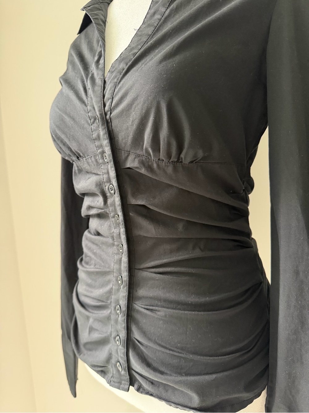 Dynamite Black Ruched Button-Down Shirt - Picture 5 of 5